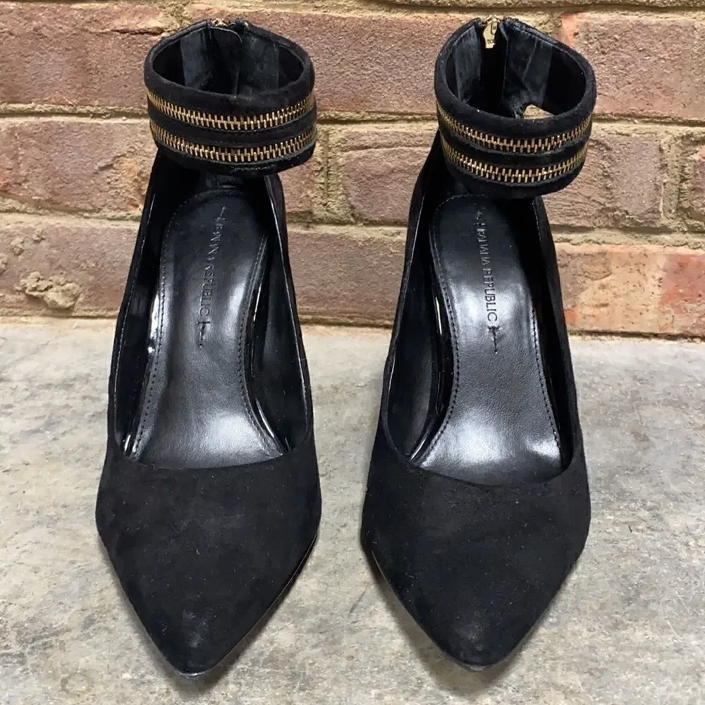 Banana Republic Black Suede Gayle Zip Ankle Heels Size 9